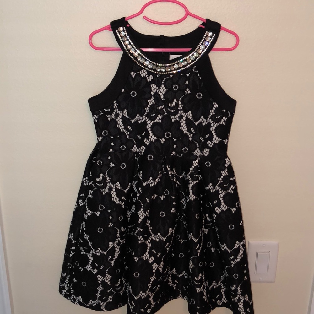 LIKE NEW BLUSH BY US ANGLES🖤Black Dress Sz 7